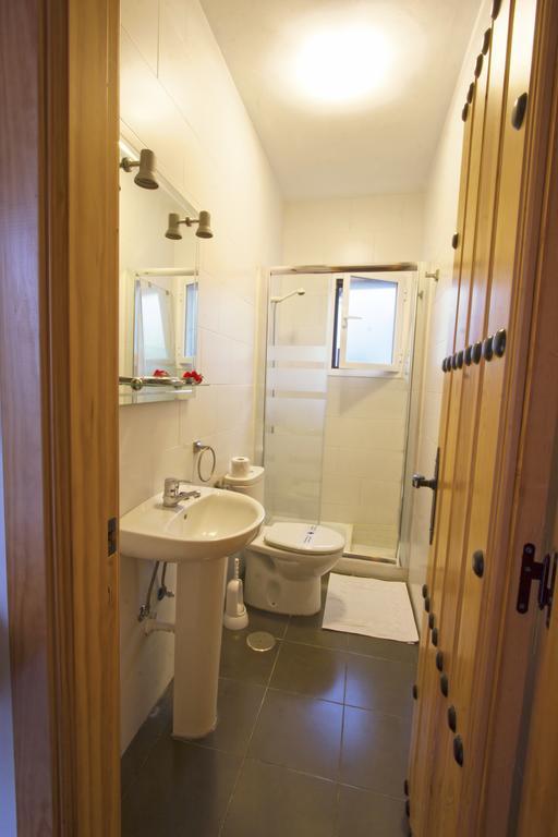 Apartamentos Puerta Sierra Puerto Serrano Bilik gambar