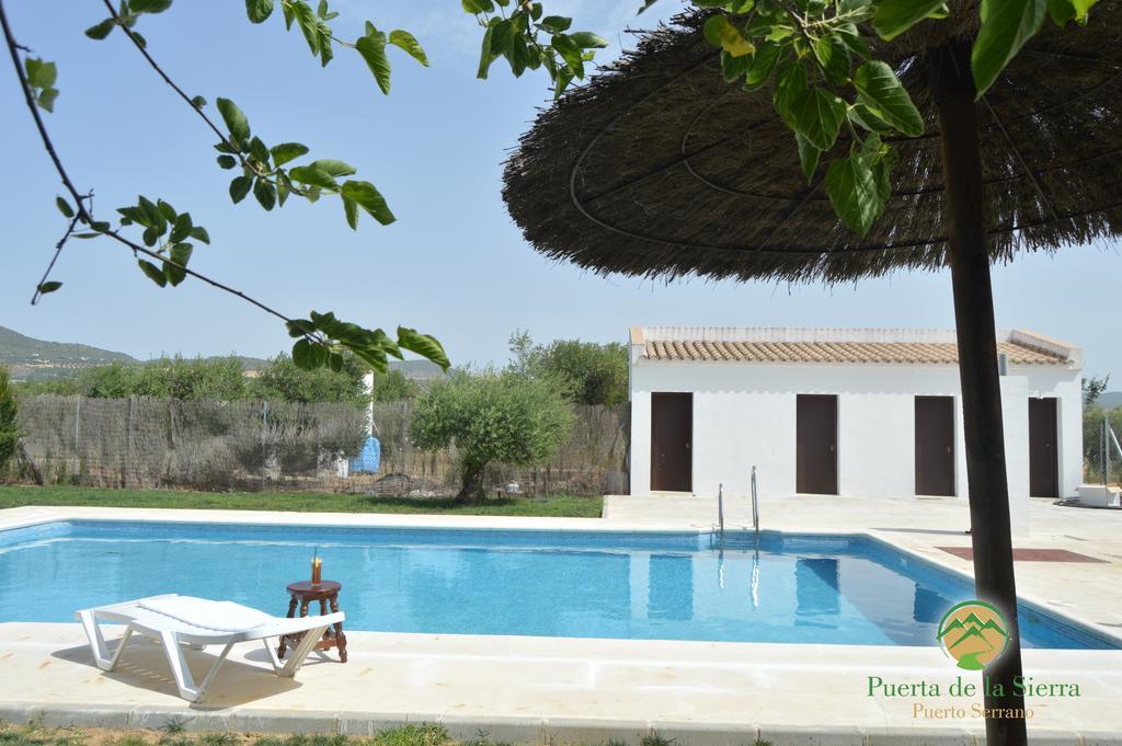 Apartamentos Puerta Sierra Puerto Serrano Luaran gambar
